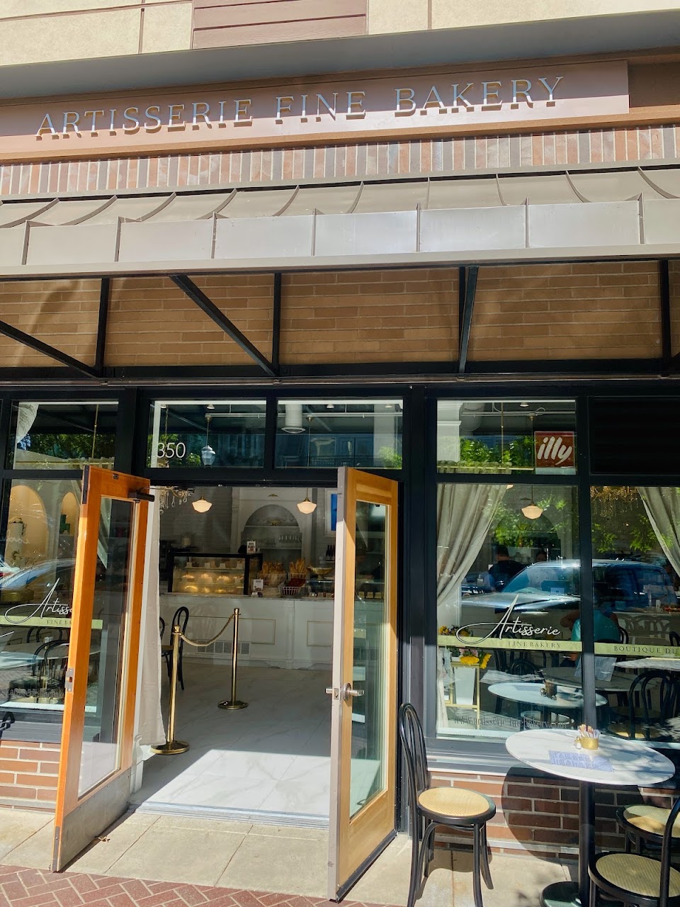 Artisserie Fine Bakery - Lake Oswego