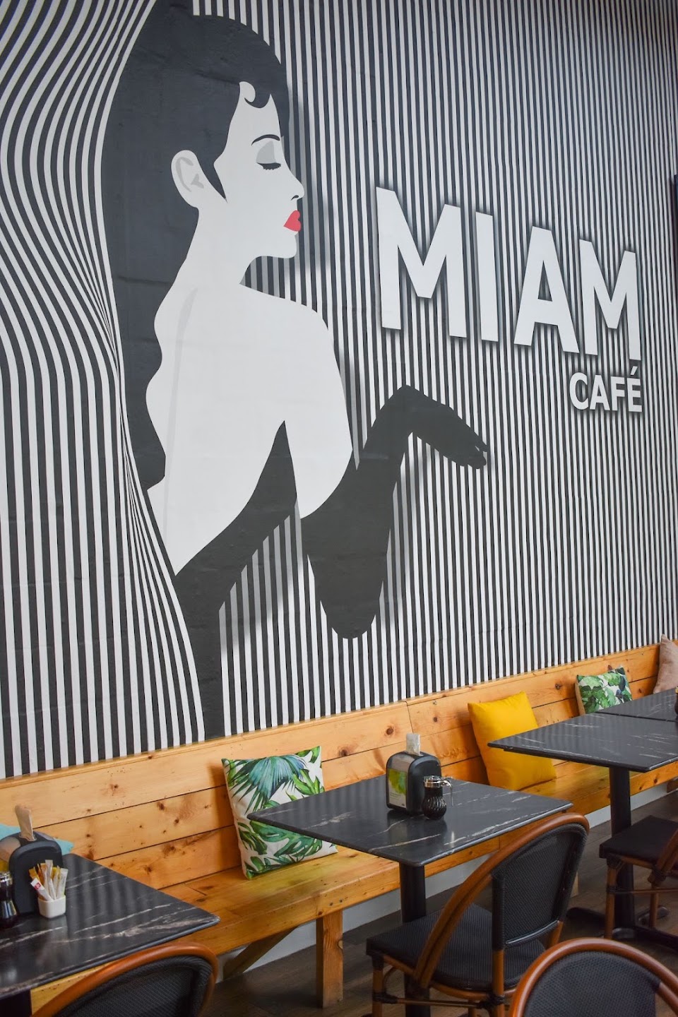 MIAM CAFE - BISCAYNE
