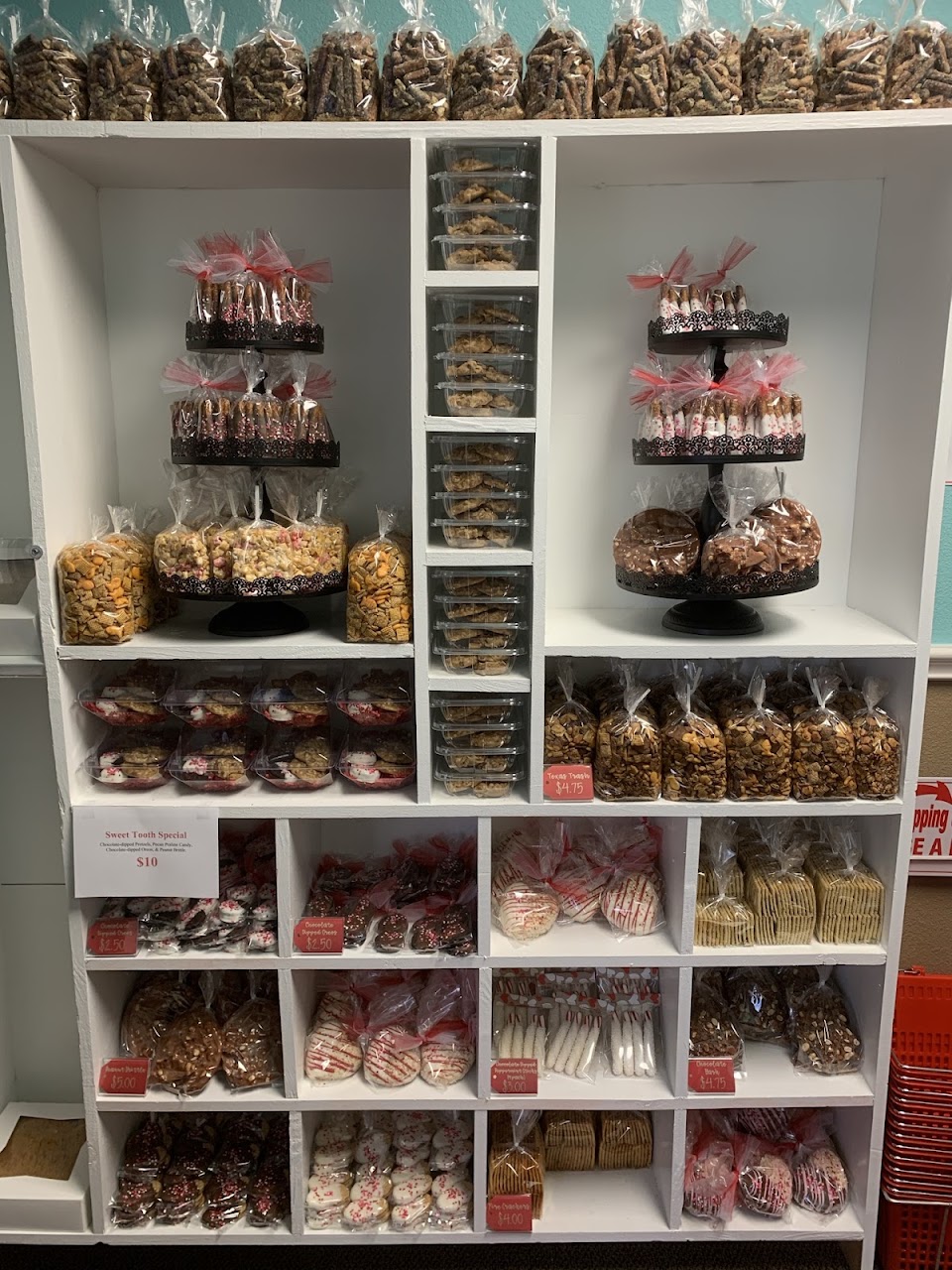 Debbie’s Delights Bakery