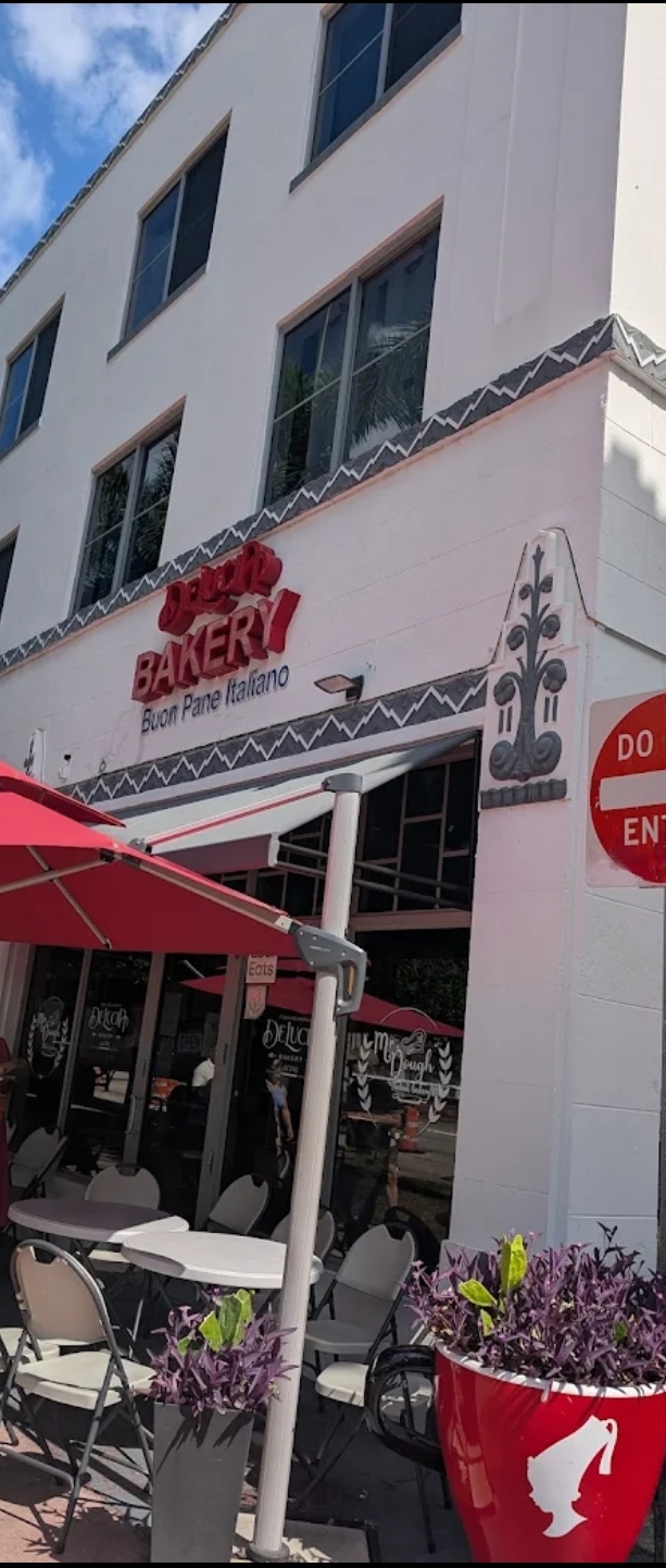 De Lucia Bakery Buon Pane Italiano