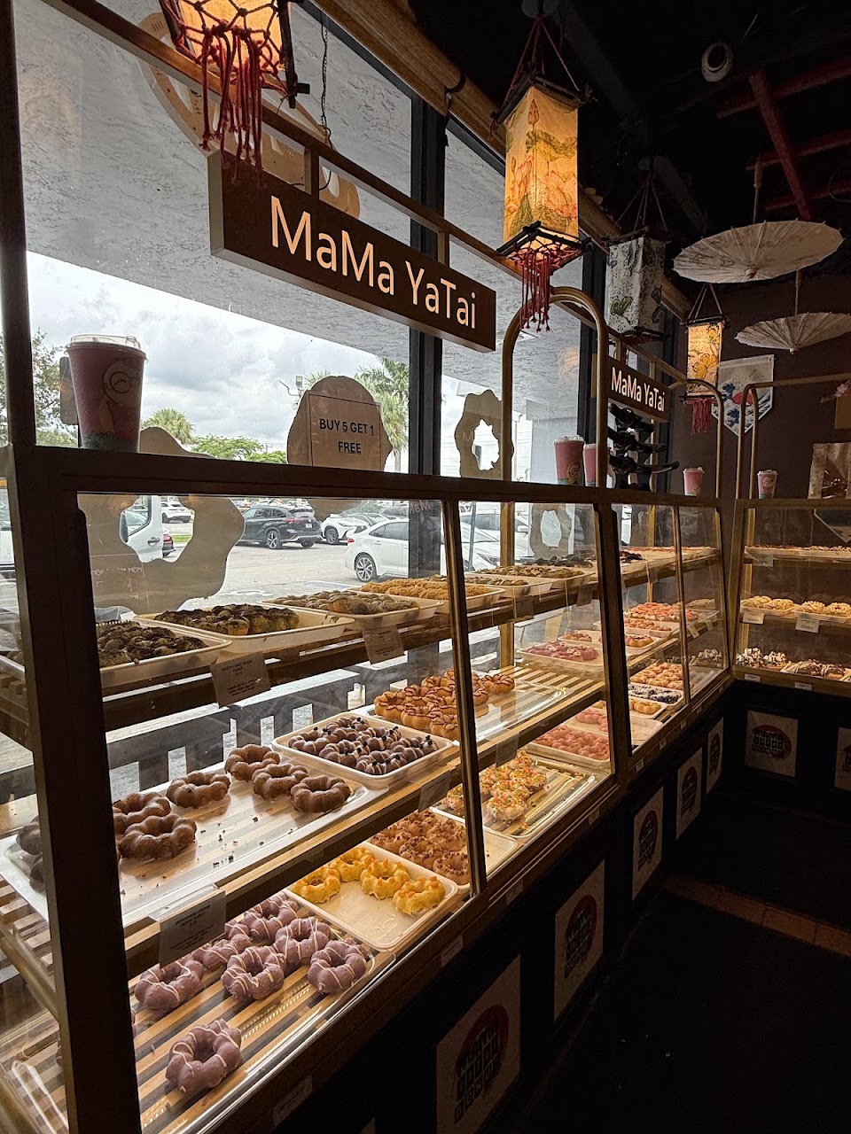 MaMa YaTai & Donuts
