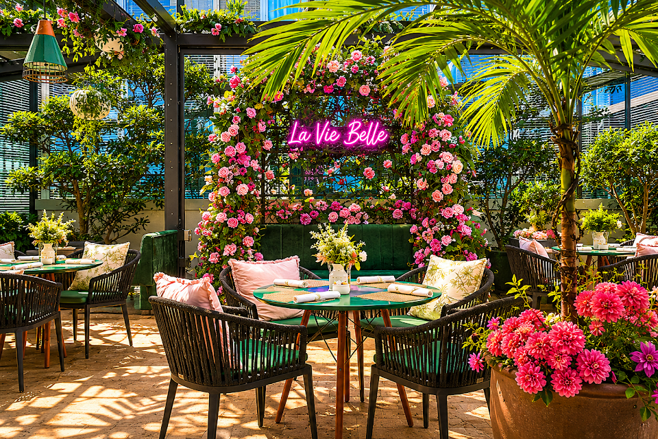 La Vie Belle Boutique Café & Cuisine