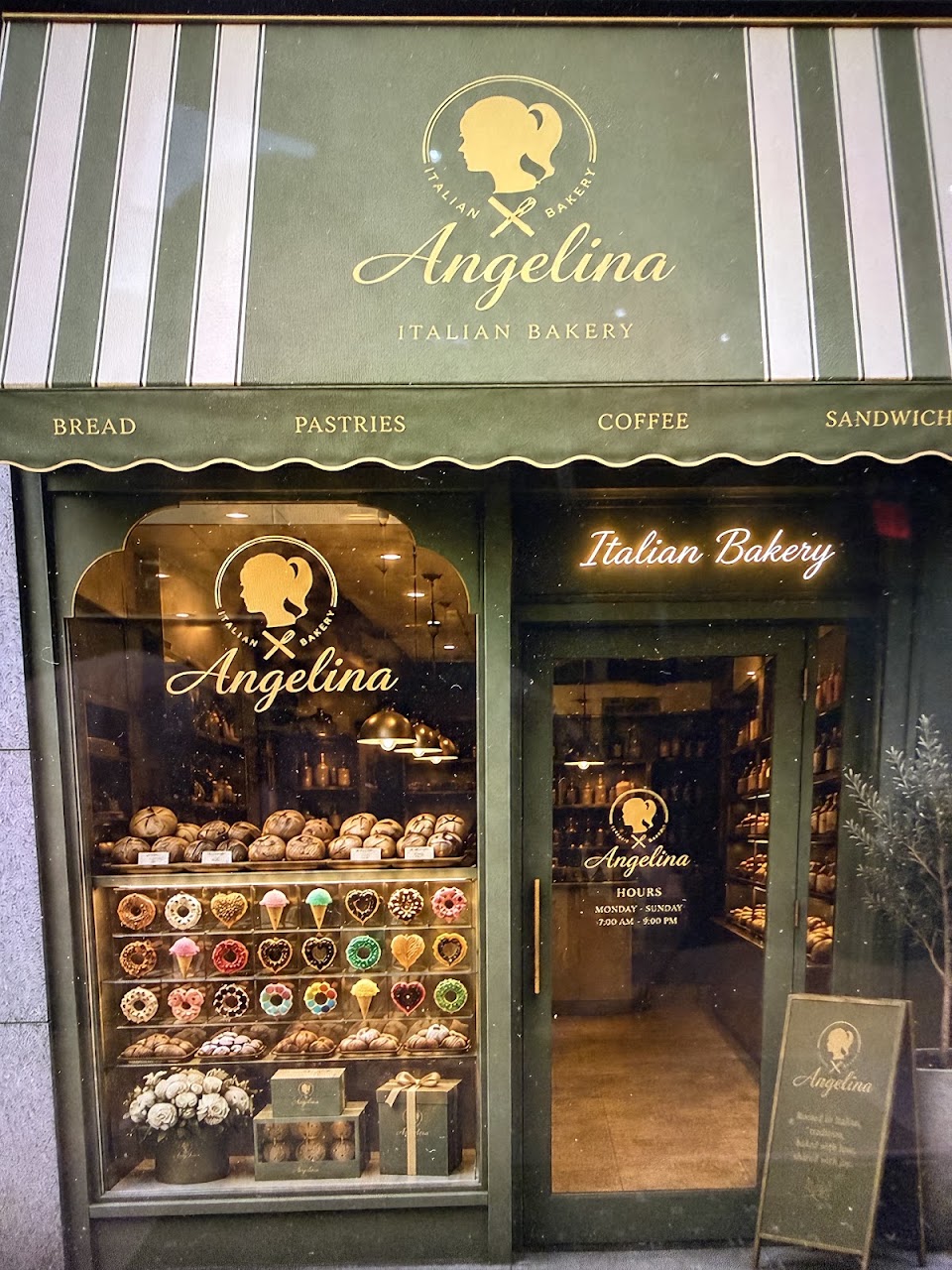 Angelina Bakery
