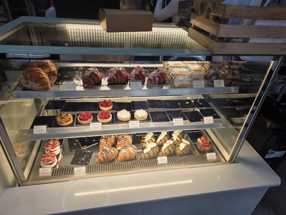 Le Point Pastry & Bakery